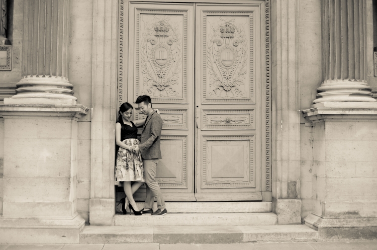 Paris engagement photo shoot
