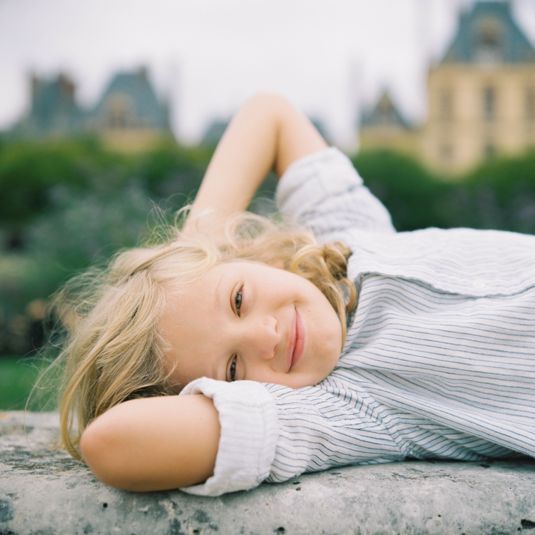 Father Daughter Princess Photo Shoot At Chateau De Fontainebleau – Paris  Family Photographer – Juliane Berry Photography Blog