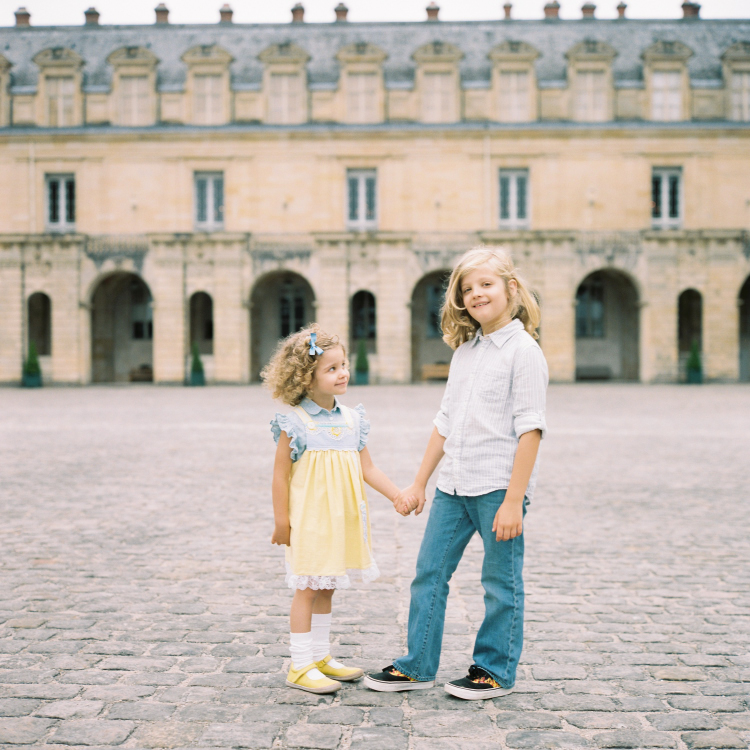 Father Daughter Princess Photo Shoot At Chateau De Fontainebleau – Paris  Family Photographer – Juliane Berry Photography Blog